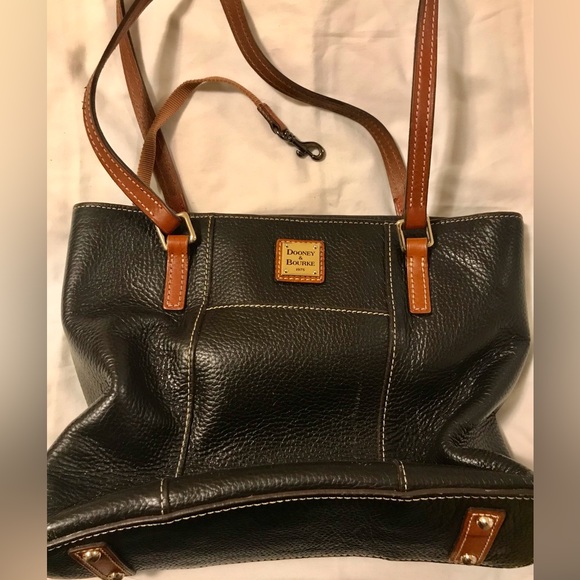 Dooney & Bourke people grain leather handbag - Picture 3 of 9